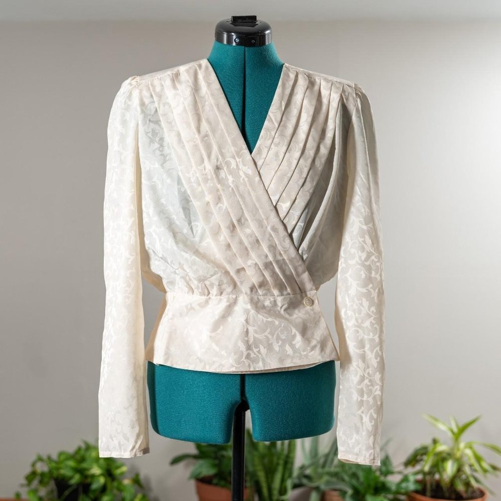 Vintage 1980s Long Sleeved Blouse Cream Size 8/10